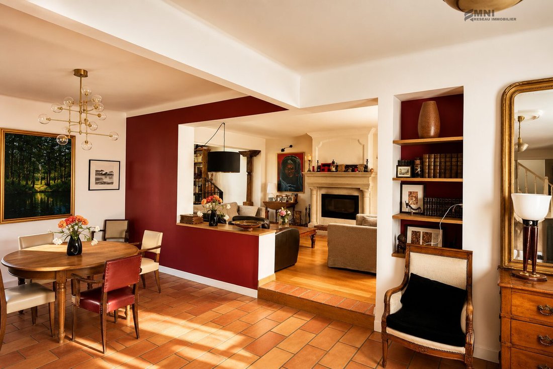 House in Barnufles, Le Kremlin-Bicetre, France 5 - 18397995