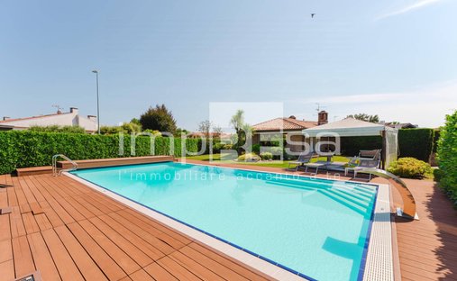 Villa in Codroipo, Friuli – Venezia Giulia, Italy 1