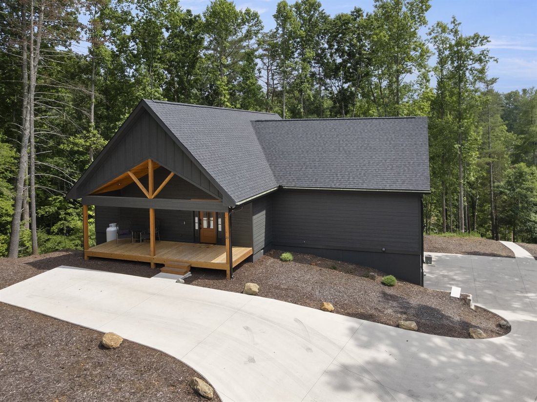 House in Nebo, North Carolina, United States 1 - 18151155
