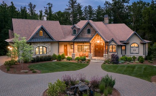 House in Fairview, North Carolina, United States 1