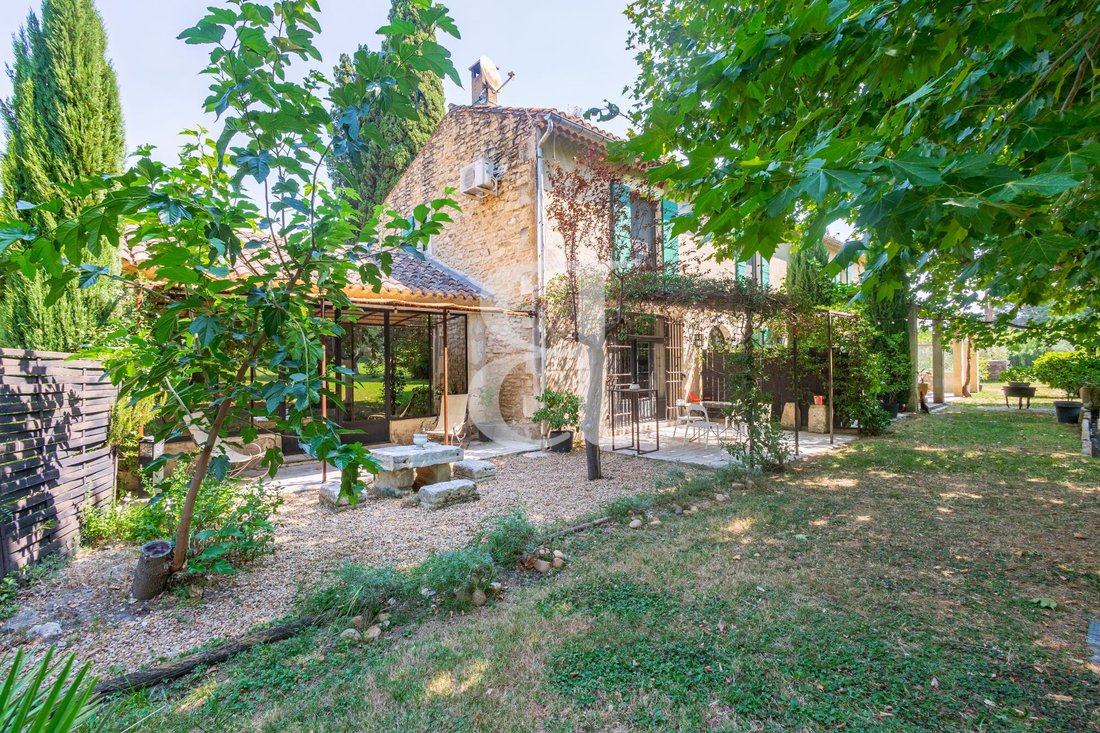 Country House in Saint-Rémy-de-Provence, Provence-Alpes-Côte d'Azur, France 2 - 18537221