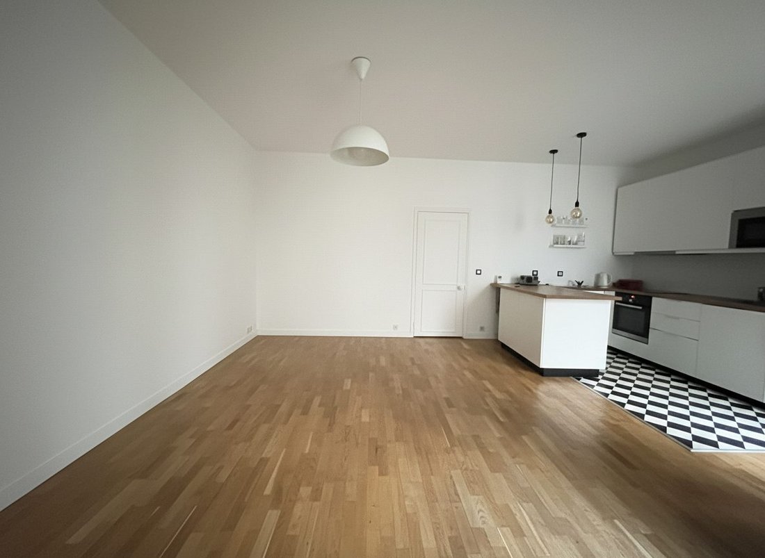 Apartment in Louis Blanc-Aqueduc, Paris 10e Arrondissement, Paris 2 - 18514685