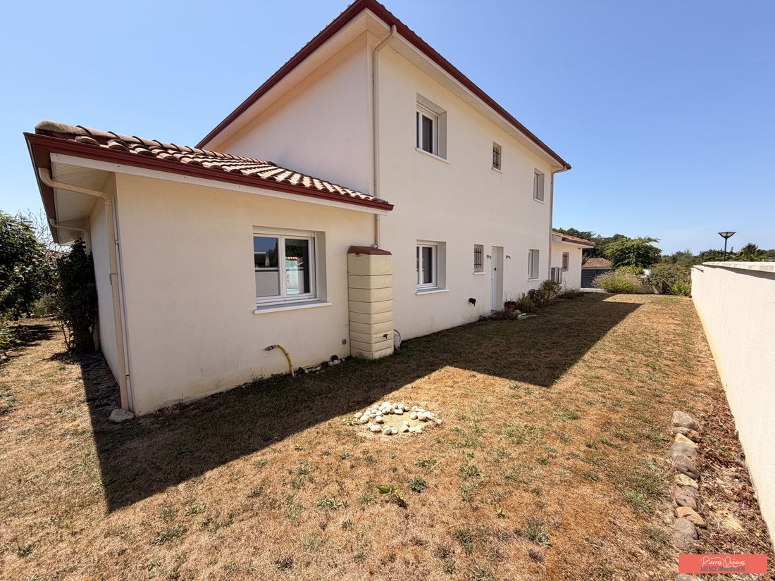 House in Sainte-Marie-de-Gosse, Nouvelle-Aquitaine, France 4 - 18505086