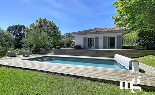 House in Centre Ville, Saint-Jean-de-Luz, France 1