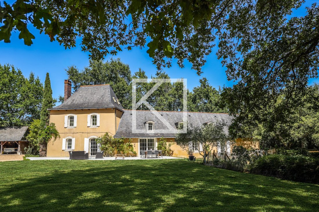 House in Chaze-sur-Argos, Pays de la Loire, France 1 - 18537232