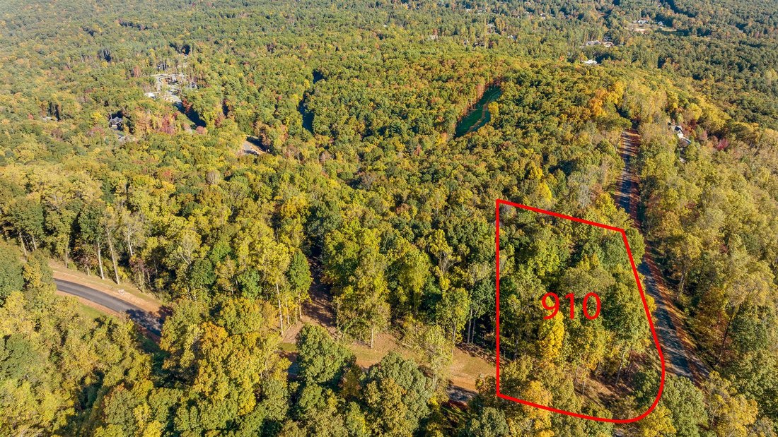 Land in Asheville, North Carolina, United States 2 - 18256597