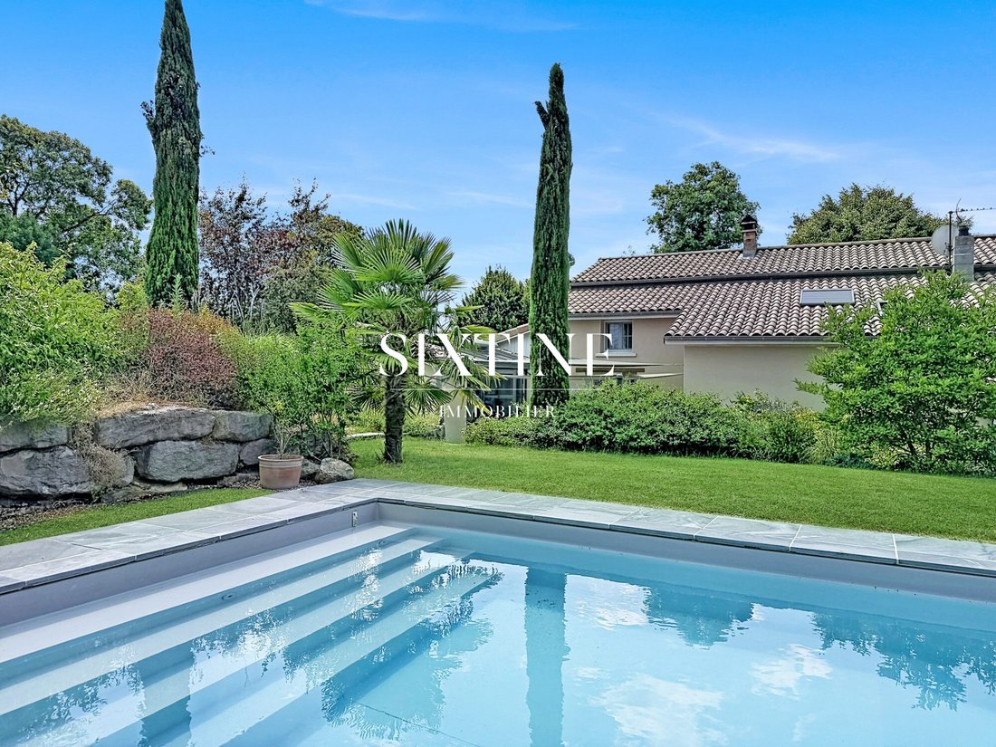 Farm Ranch in Saint-Savin, Auvergne-Rhône-Alpes, France 2 - 18537283