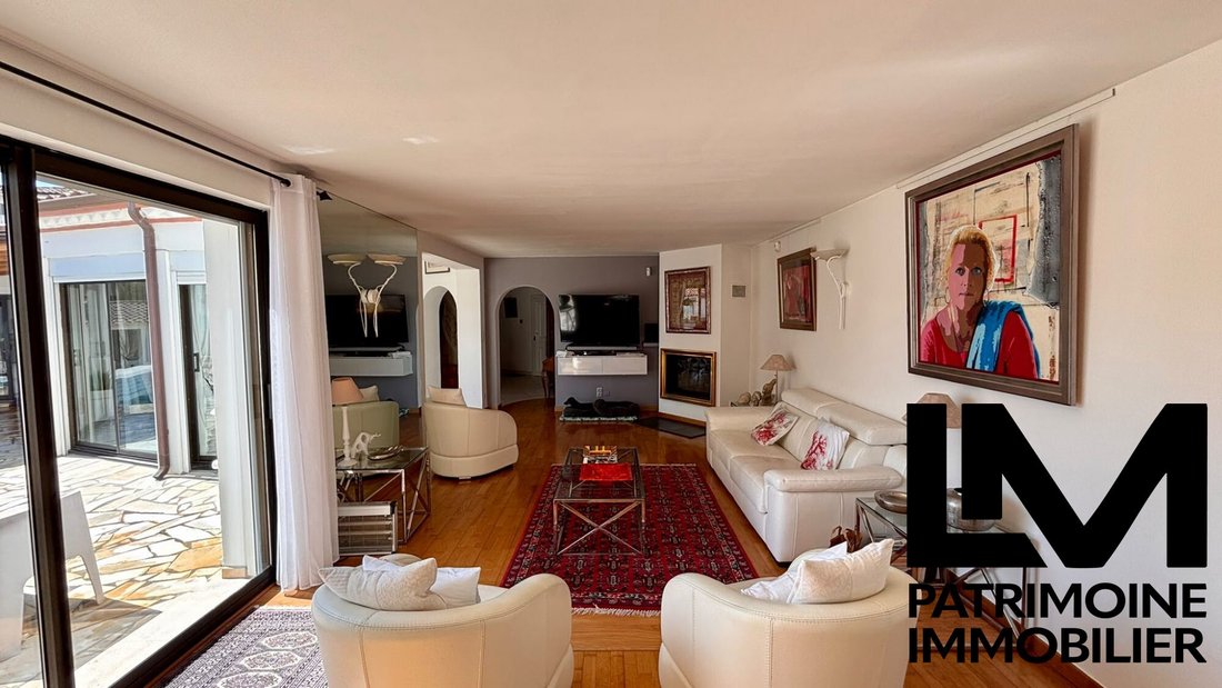 Villa in Ouest, Bessan, France 3 - 18537264
