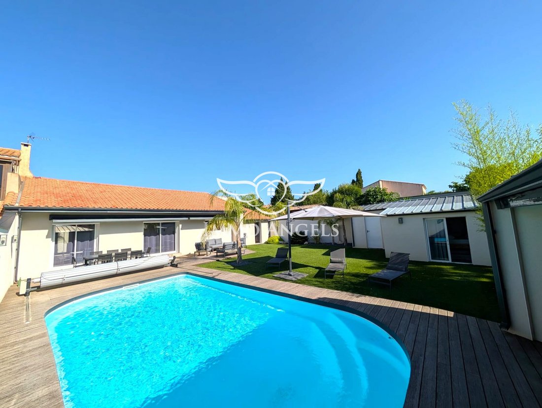 Villa in Centre Ville, Serignan, France 3 - 18537358