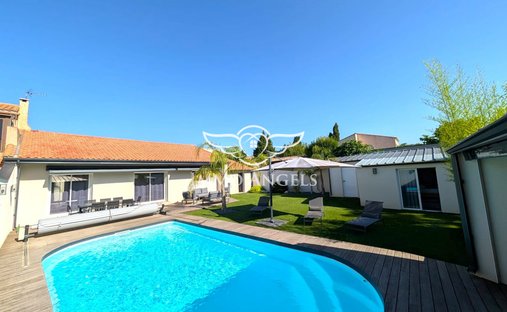 Villa a Centre Ville, Serignan, Francia 1