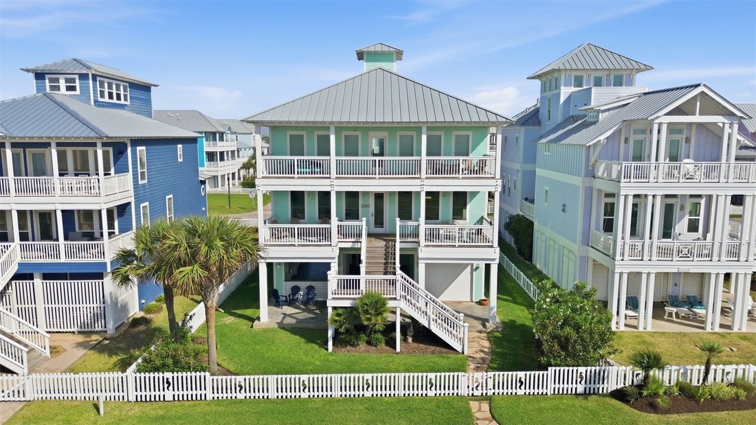 House in Galveston, Texas, United States 2 - 17244543