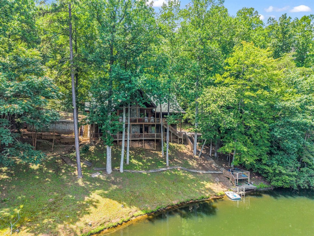 House in Lake Lure, North Carolina, United States 3 - 17637295