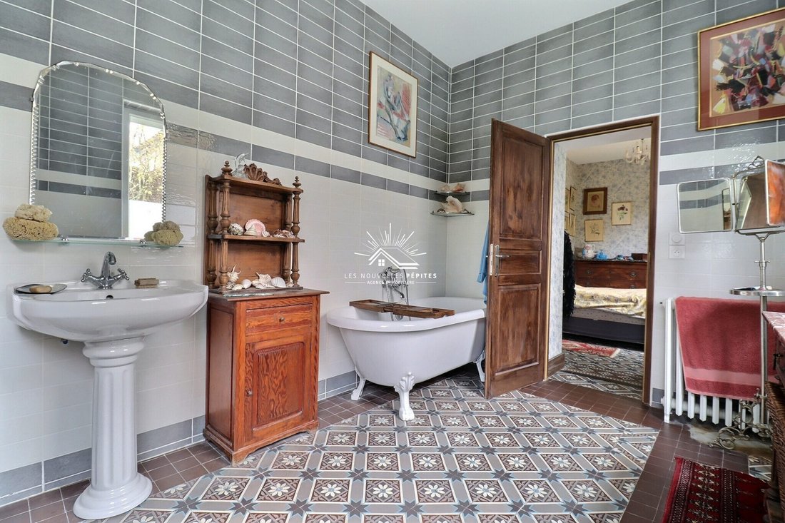 House in Roubaix, Hauts-de-France, France 5 - 18537254