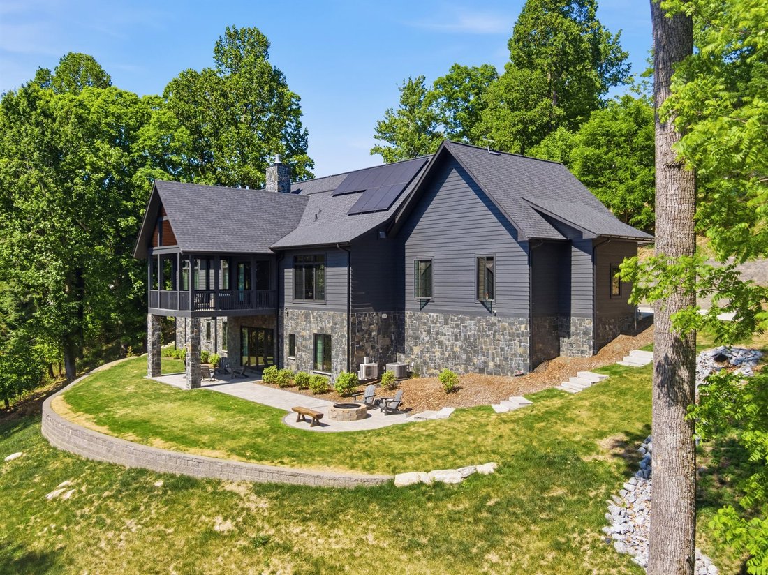 House in Laurel Park, North Carolina, United States 4 - 17306700