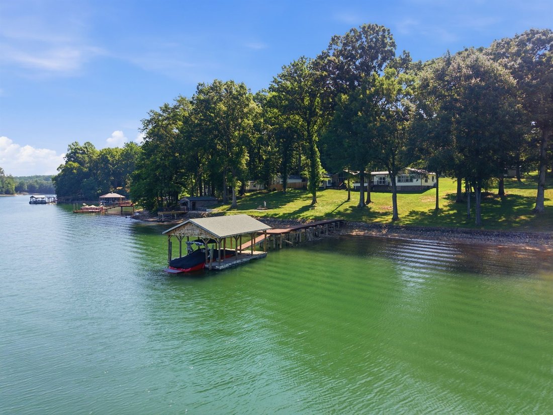 House in Lake Norman of Catawba, North Carolina, United States 1 - 18441532