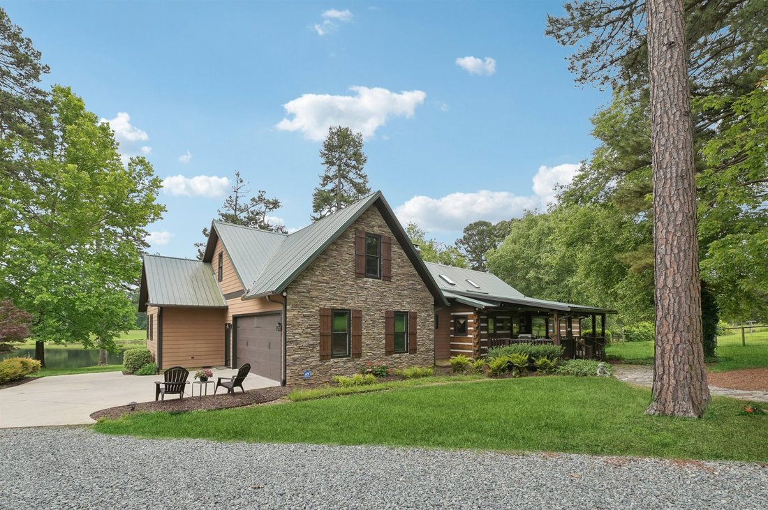 House in Liberty, North Carolina, United States 3 - 17709458