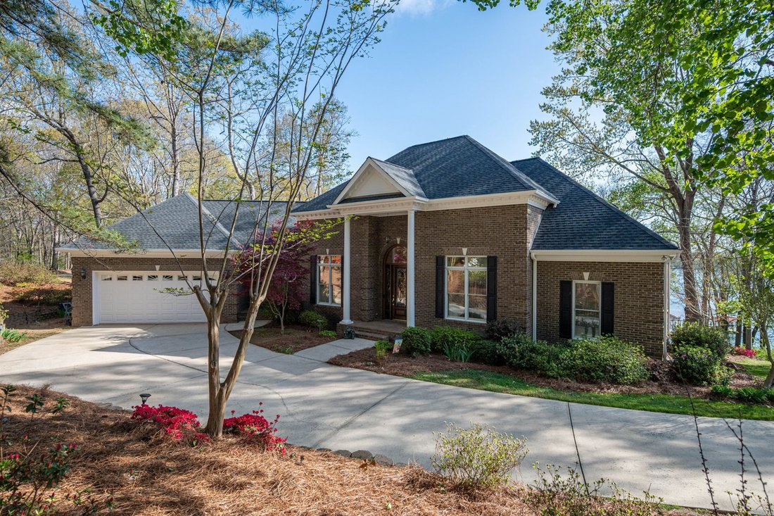 House in Mooresville, North Carolina, United States 1 - 17636623