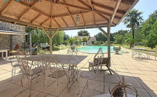 House in Mont, Nouvelle-Aquitaine, France 1