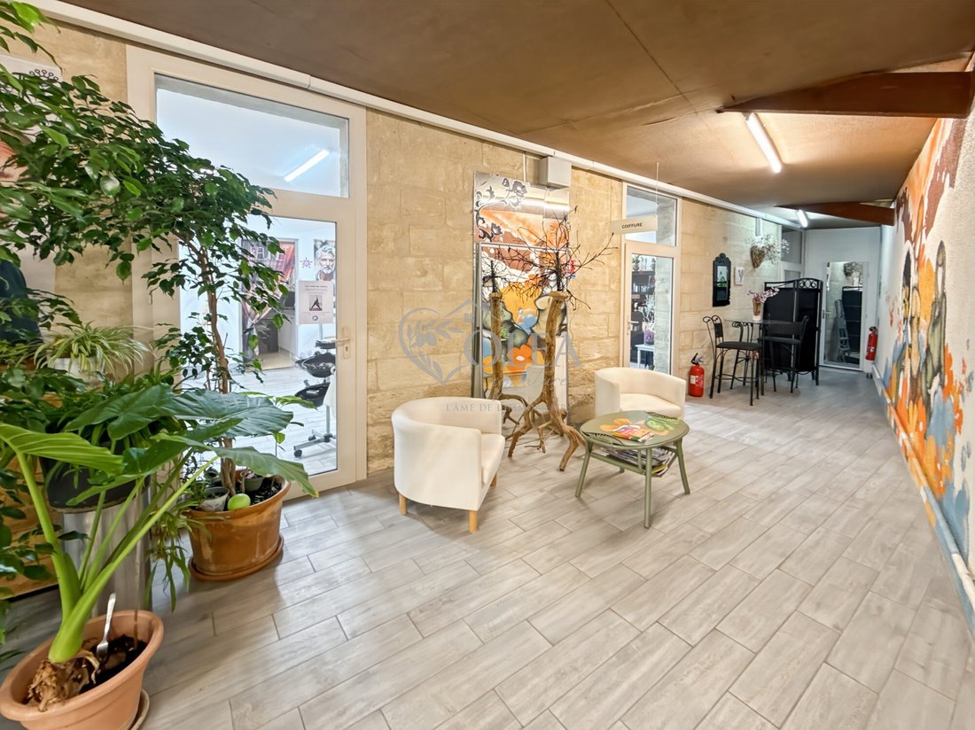 Apartment in Uzès, Occitania, France 1 - 18537408