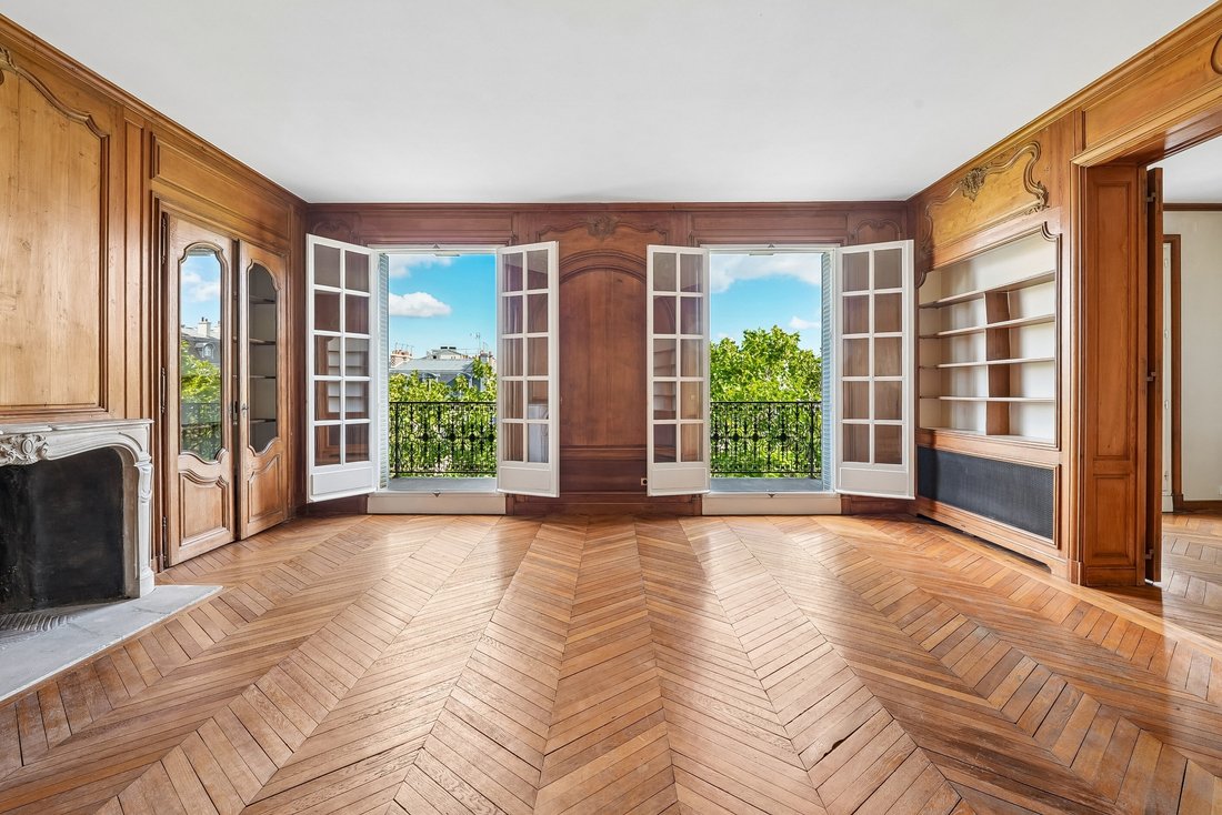 Apartment in Hoche-Friedland, Paris 8e Arrondissement, Paris 4 - 18537057