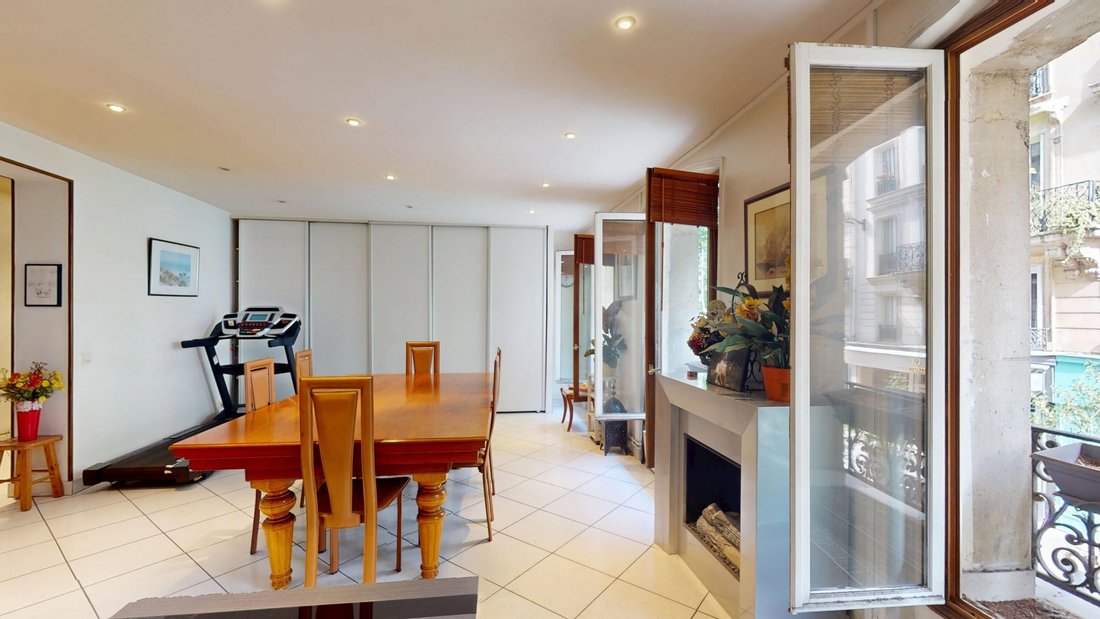Apartment in Louis Blanc-Aqueduc, Paris 10e Arrondissement, Paris 5 - 18537320