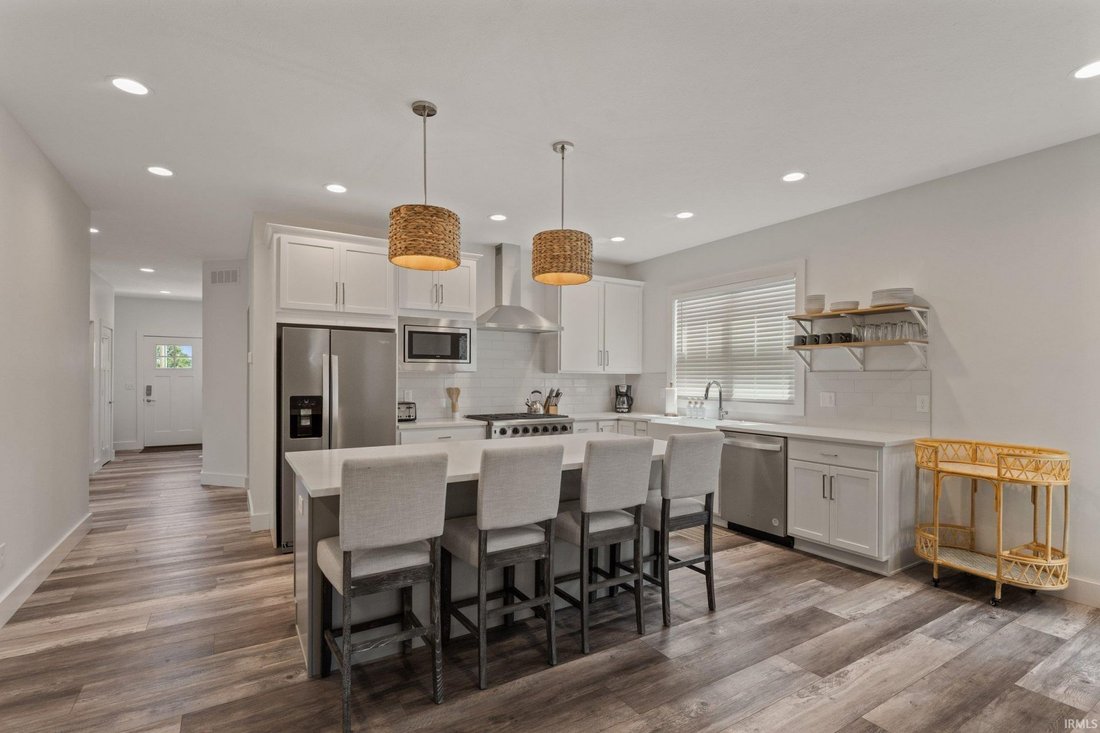 House in South Bend, Indiana, United States 3 - 18537019