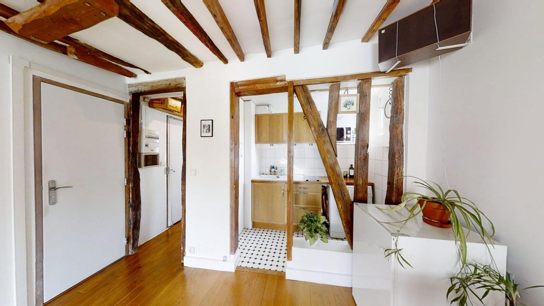 Apartment in Amiraux-Simplon-Poissonniers, Paris 18e Arrondissement, Paris 5 - 18537296