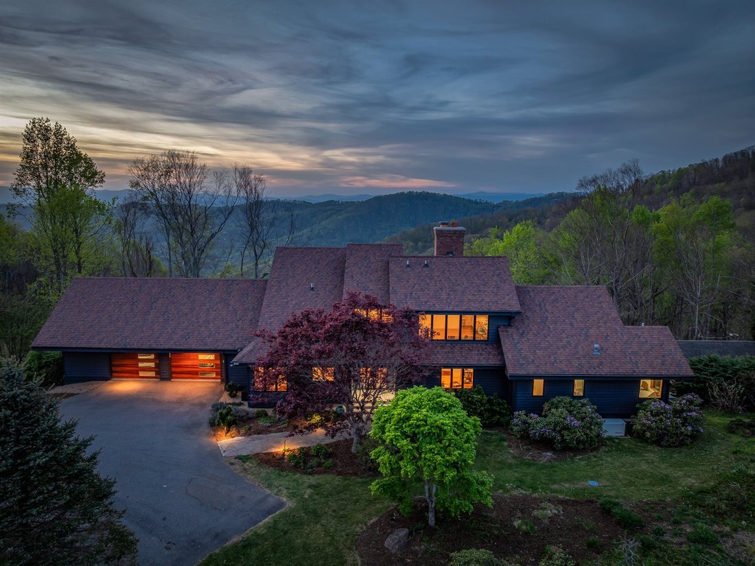House in Asheville, North Carolina, United States 1 - 17963181