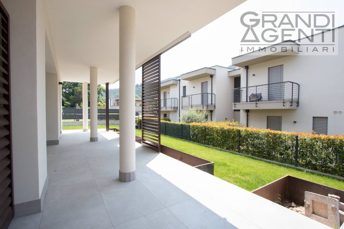 Apartment in Garda, Veneto, Italy 5 - 15761785