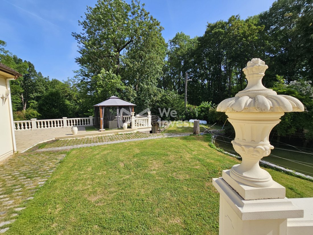 Villa in Quincy-Voisins, Ile-de-France, France 3 - 18537411