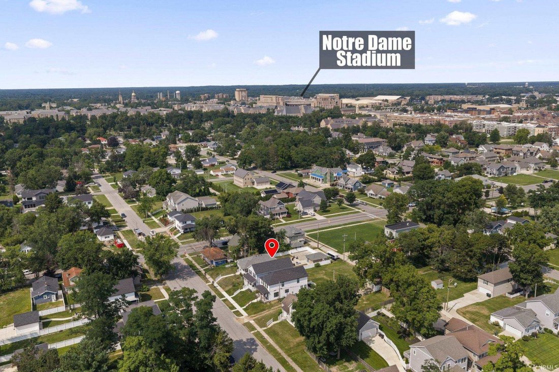 House in South Bend, Indiana, United States 2 - 18537019
