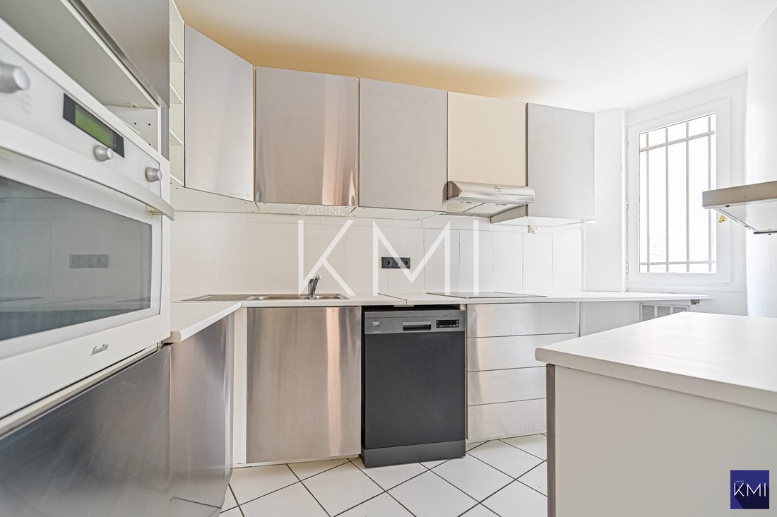 Apartment in Léon-Blum Folie-Regnault, Paris 11e Arrondissement, Paris 5 - 18537255