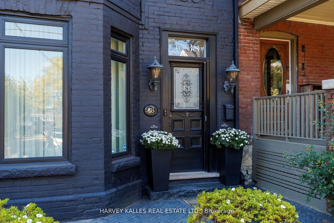 House in Toronto, Ontario, Canada 2 - 18536966