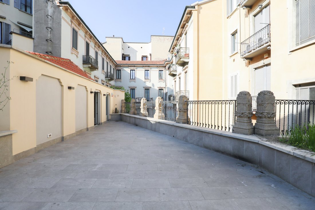 Villa in Ariosto - Magenta Area, Milan, Italy 2 - 18537442