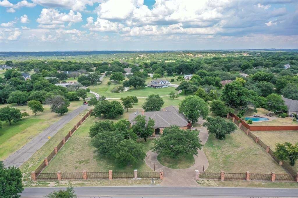 House in Weatherford, Texas, United States 2 - 18538031