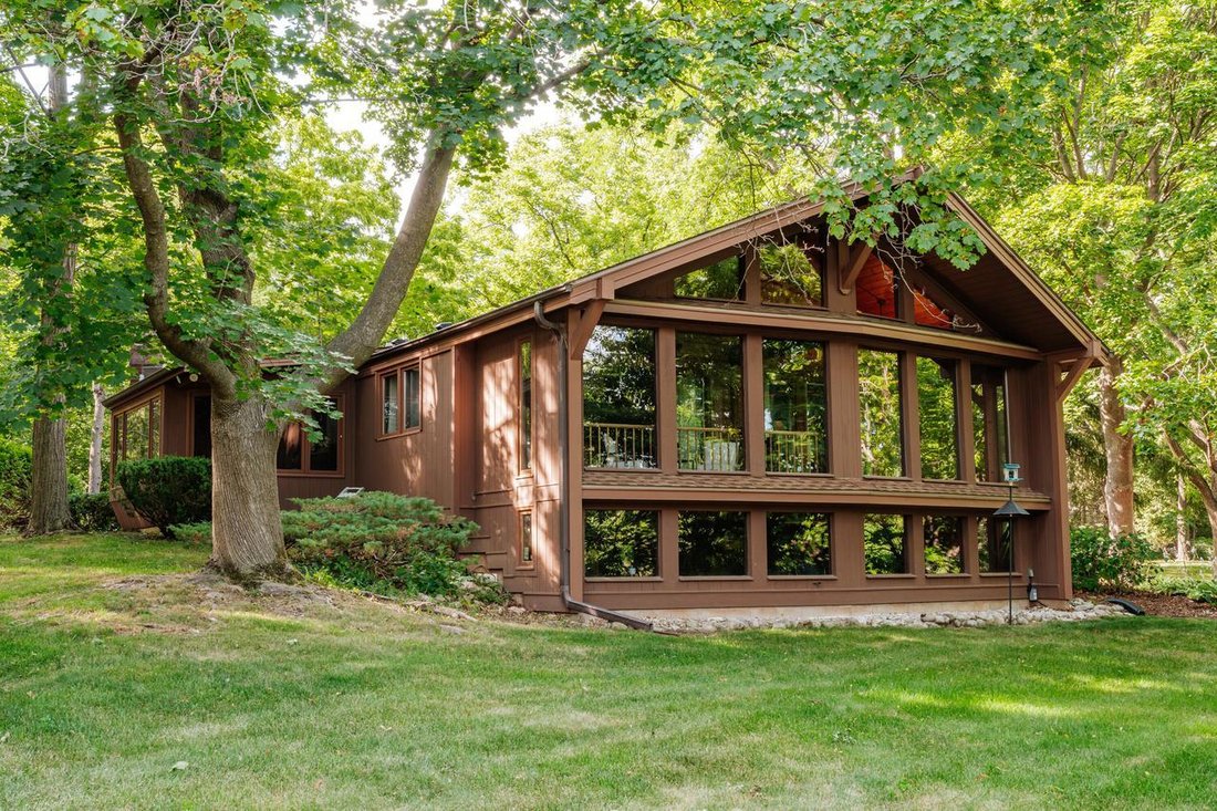 House in Muskego, Wisconsin, United States 5 - 18537692