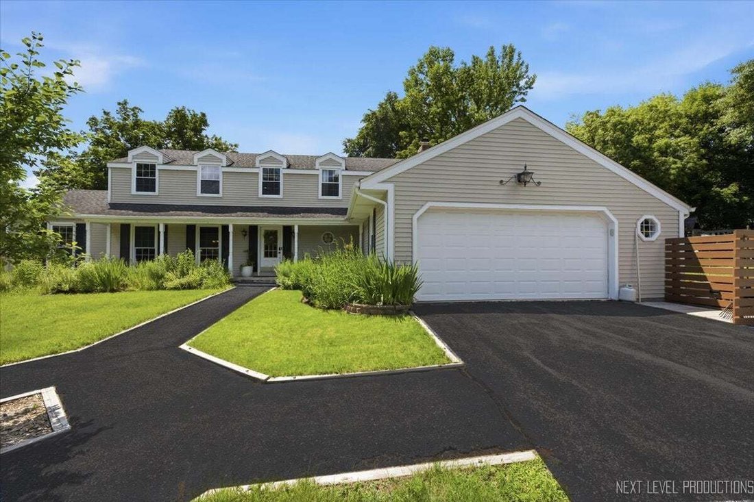 House in Campton Hills, Illinois, United States 1 - 18538020