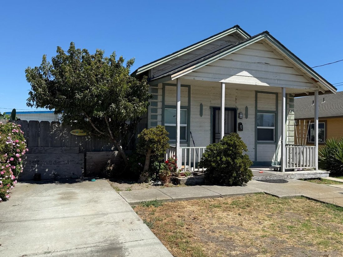 Salinas, California, United States 5 - 18535389