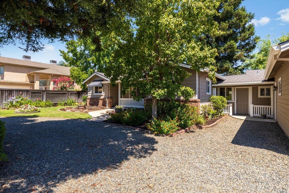 House in Carmichael, California, United States 5 - 18538264