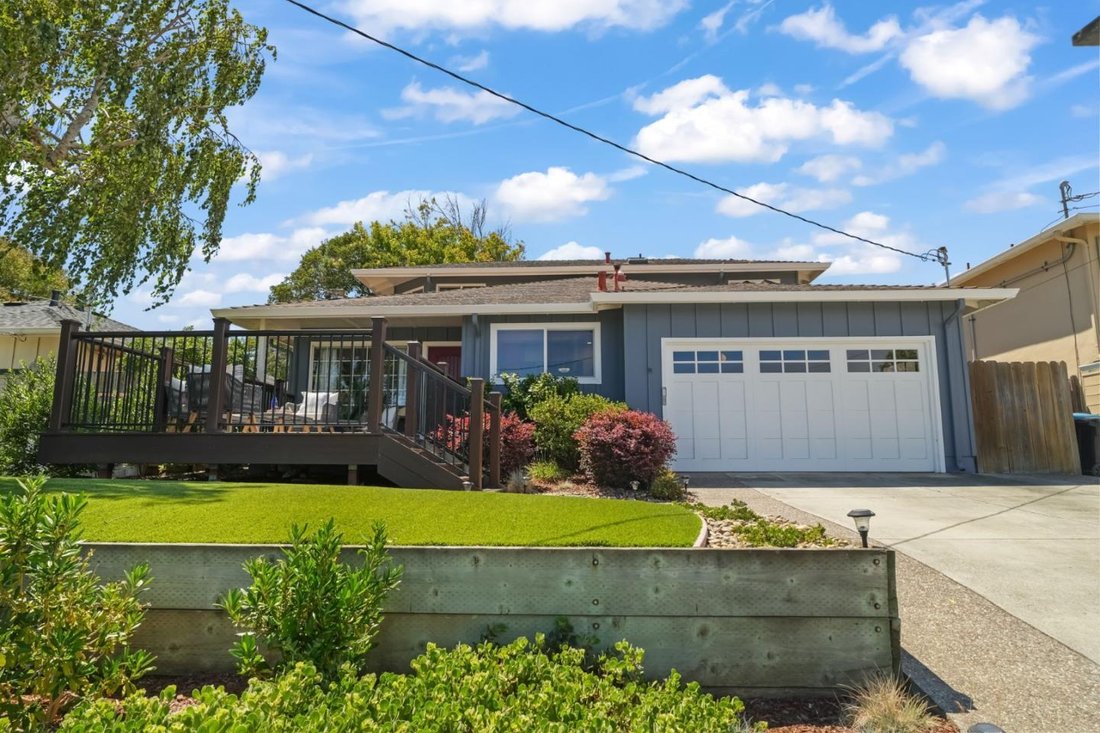 House in Belmont, California, United States 1 - 18537561