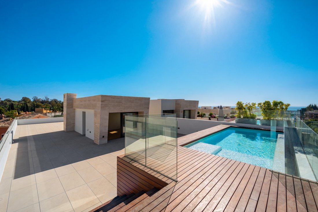 Penthouse in Golden Mile, Andalusia, Spain 3 - 18219743