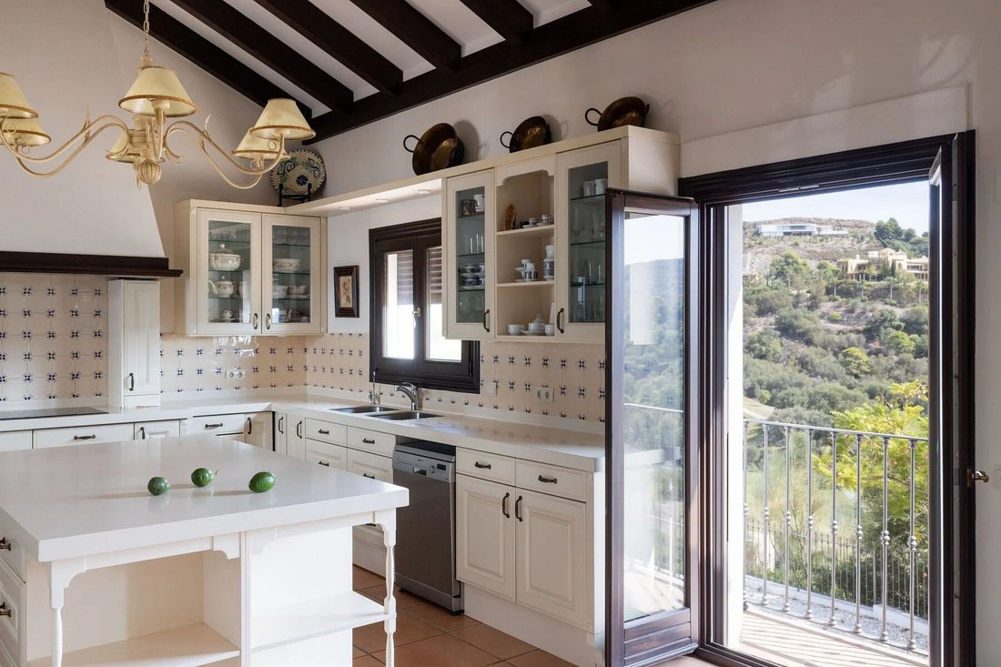 Villa in Benahavis, Andalusia, Spain 4 - 18538155