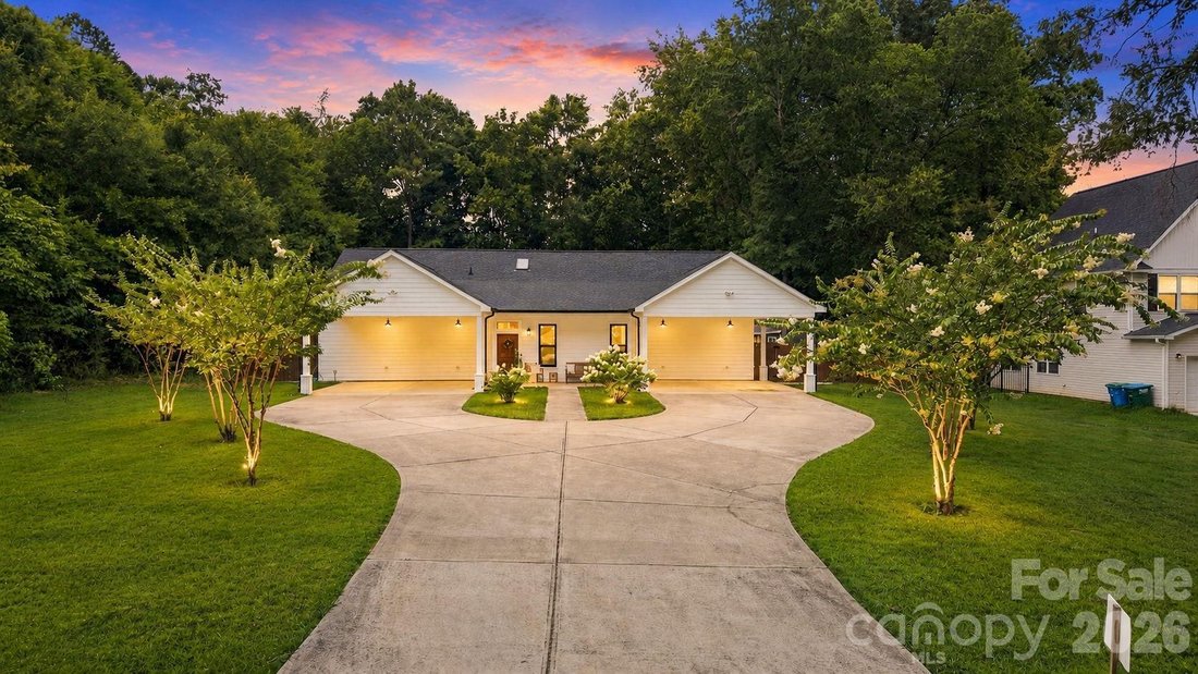 House in Matthews, North Carolina, United States 1 - 18537946