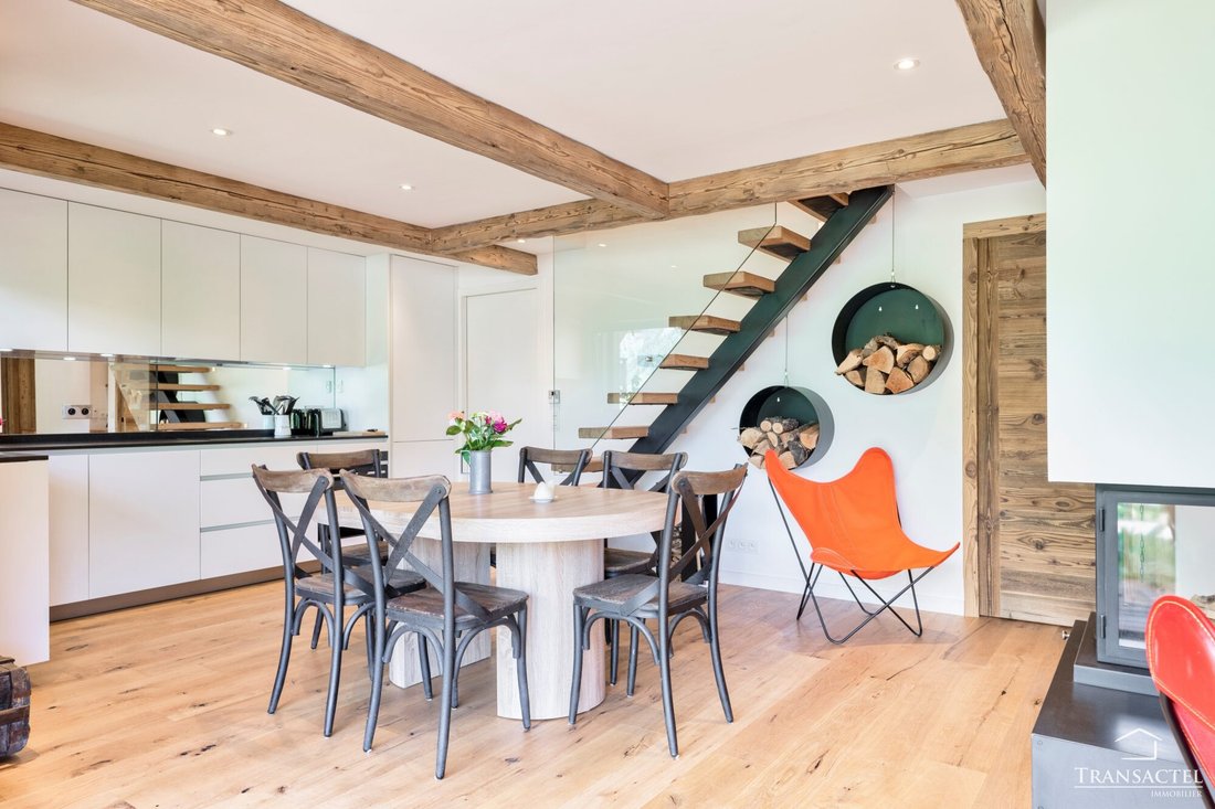 Chalet in Saint-Gervais-les-Bains, Auvergne-Rhône-Alpes, France 4 - 18459370