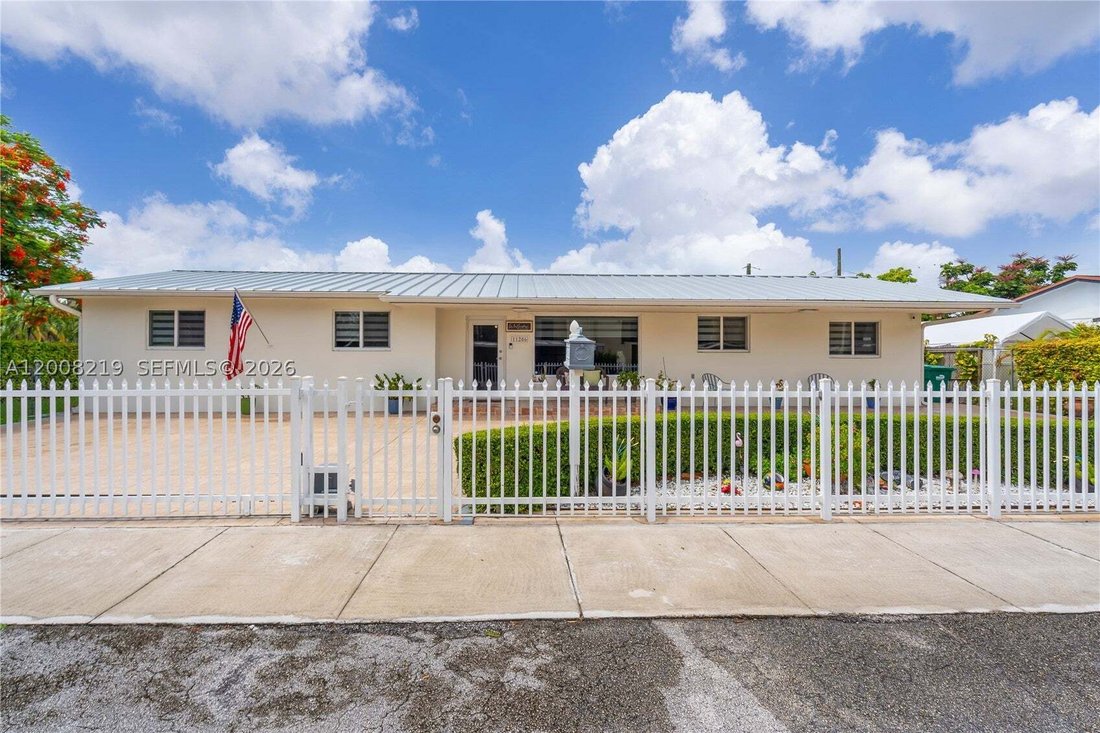 House in Sweetwater, Florida, United States 2 - 17887544