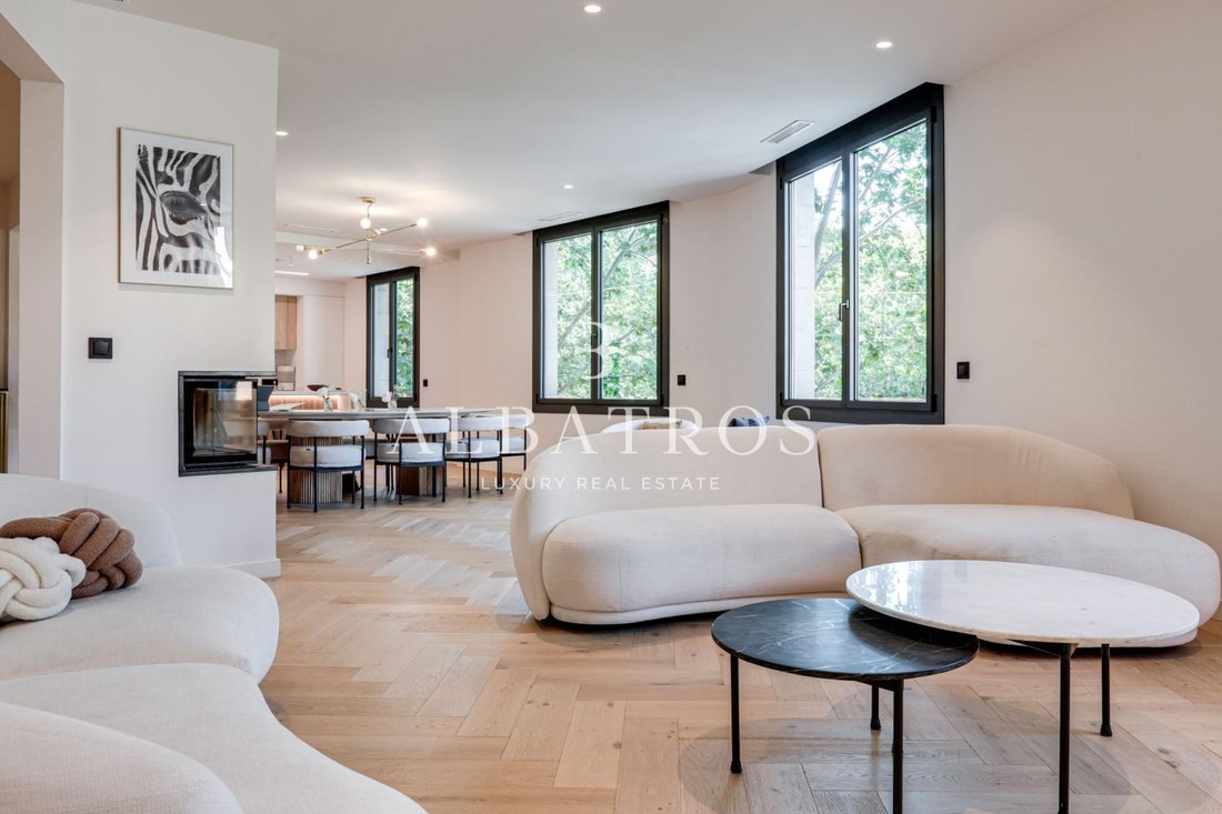 Apartment in Sarrià-Sant Gervasi, Barcelona, Spain 1 - 18537831