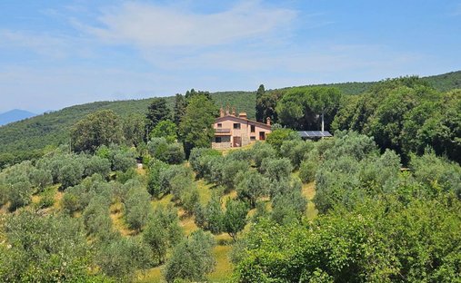 Country House in Santa Luce, Tuscany, Italy 1