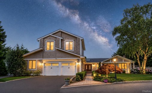 House in Muttontown, New York, United States 1