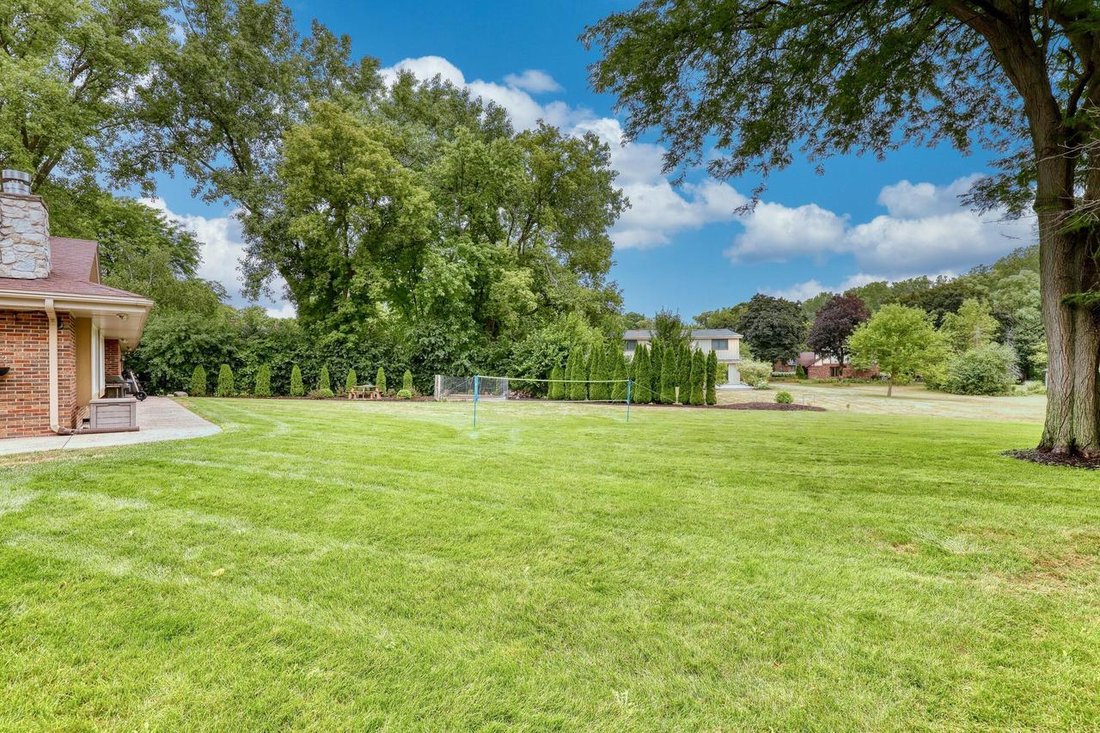 House in Greendale, Wisconsin, United States 2 - 18537695