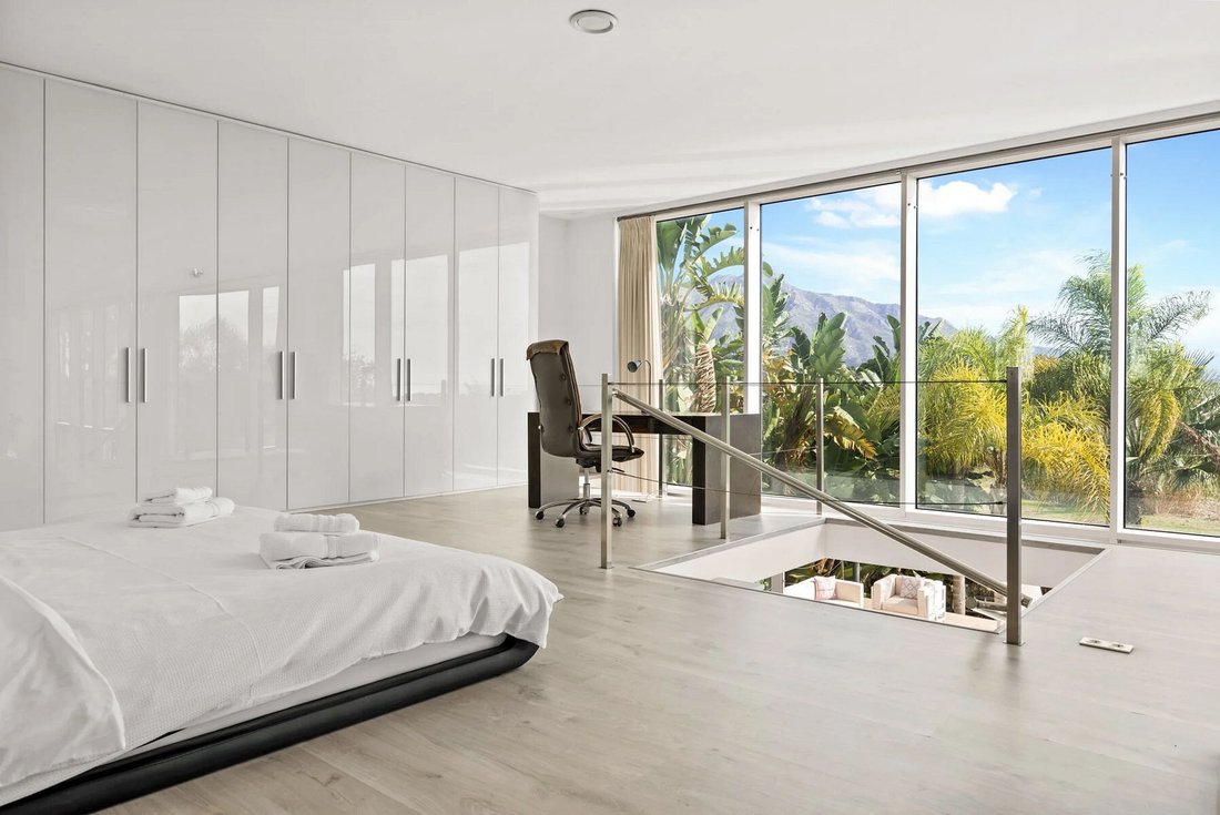 Villa in La Quinta, Benahavis, Andalusia 5 - 18538171